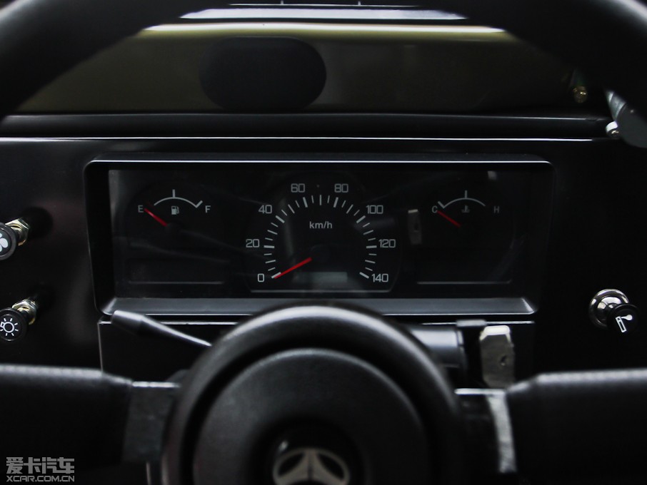 2012212 T01 2.0L (q)m