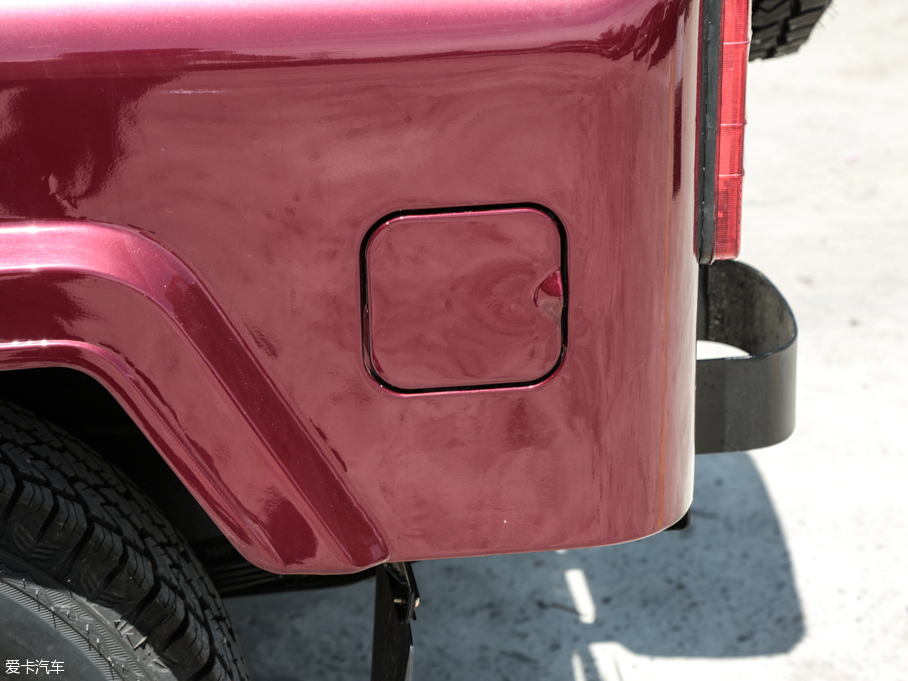 2016����� 2.0L �Ƕ�ʿ���A�� ��V