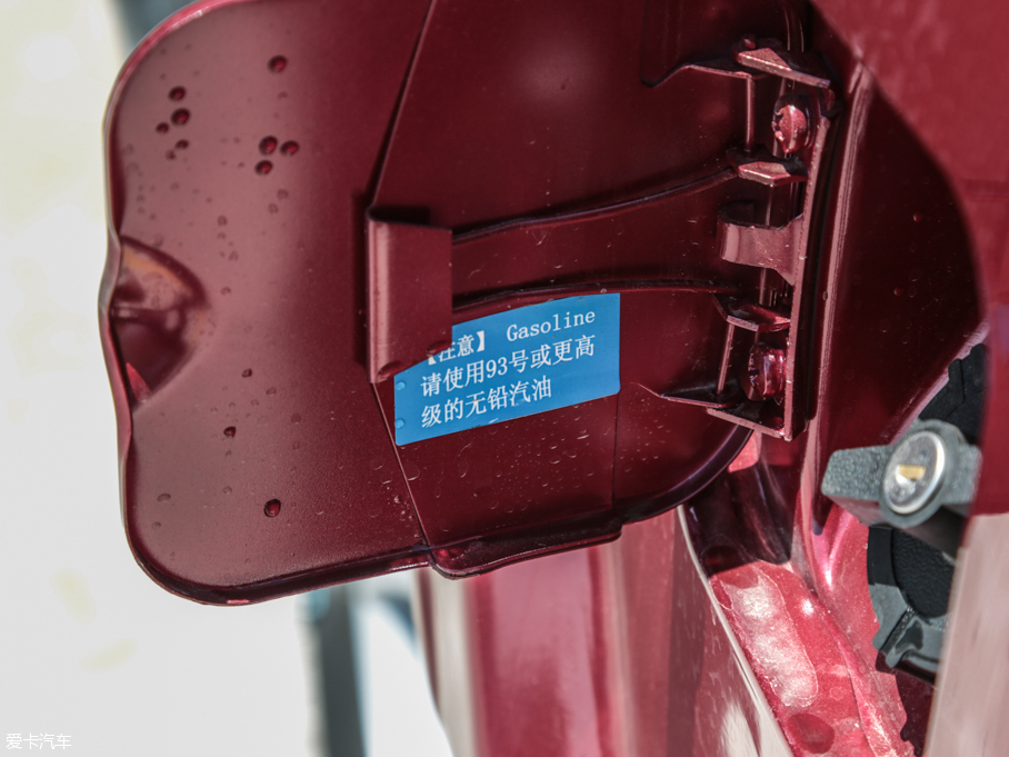 2016����� 2.0L �Ƕ�ʿ���A�� ��V