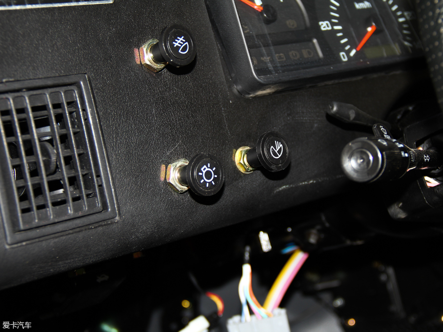 2016212 T01 2.0L T A IV