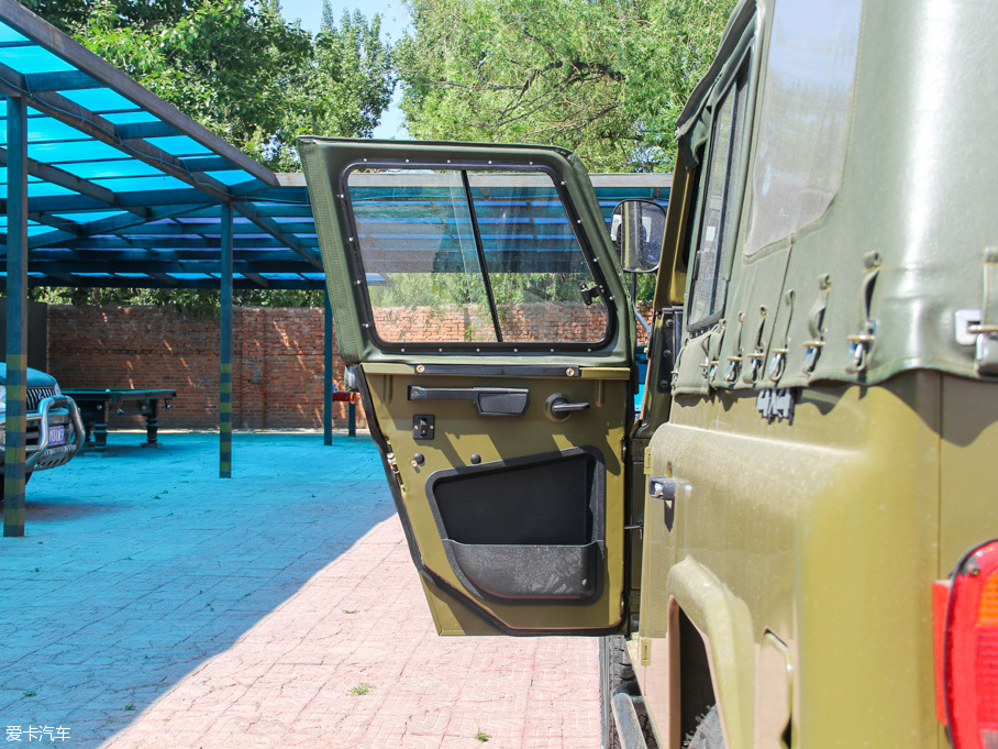 2016212 T01 2.0L T (q)A IV