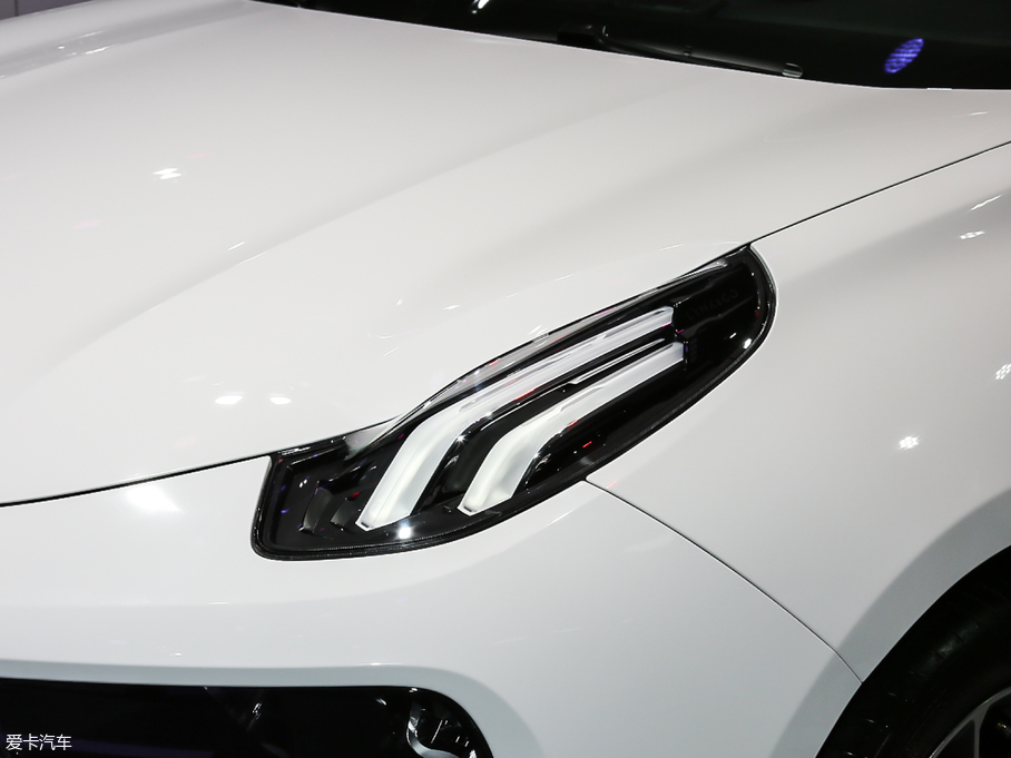 2019I(lng)03 PHEV 1.5T PHEV Pro