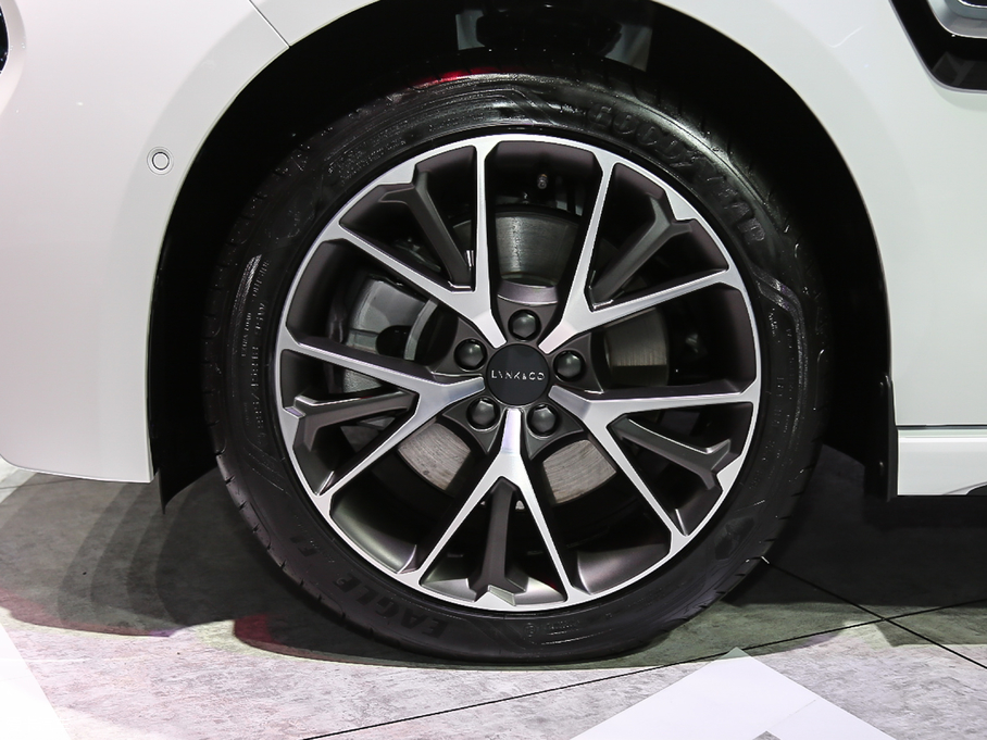 2019I03 PHEV 1.5T PHEV Pro