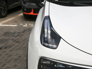 20191.5T PHEV Pro VI ^