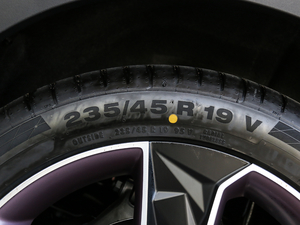 2019ܰ 2.0TD  ҫPro VI ݆̥ߴ