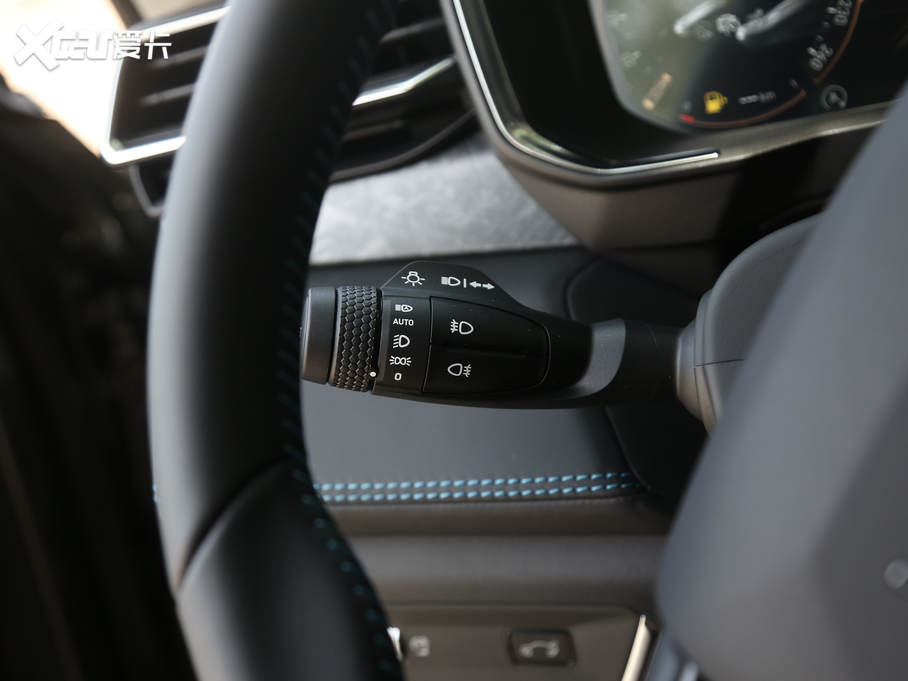 2020I(lng)05 2.0TD (q) ҫHalo