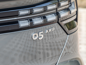 20202.0TD (q) Halo (x)(ji)^