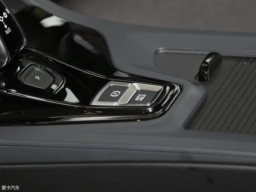 領克2019款領克01