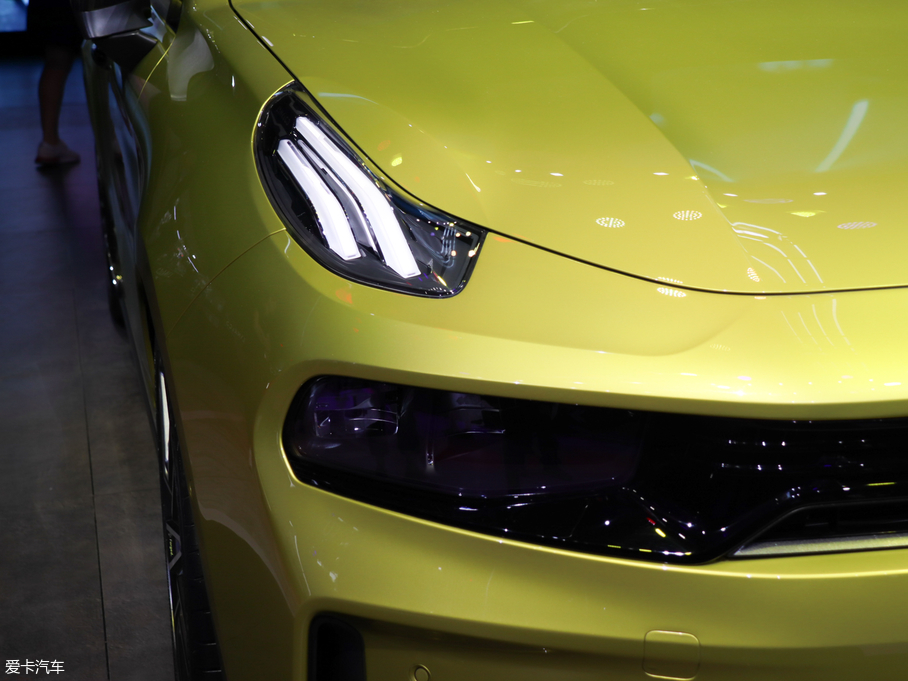 2019I03 03+ 2.0TD Ԅb