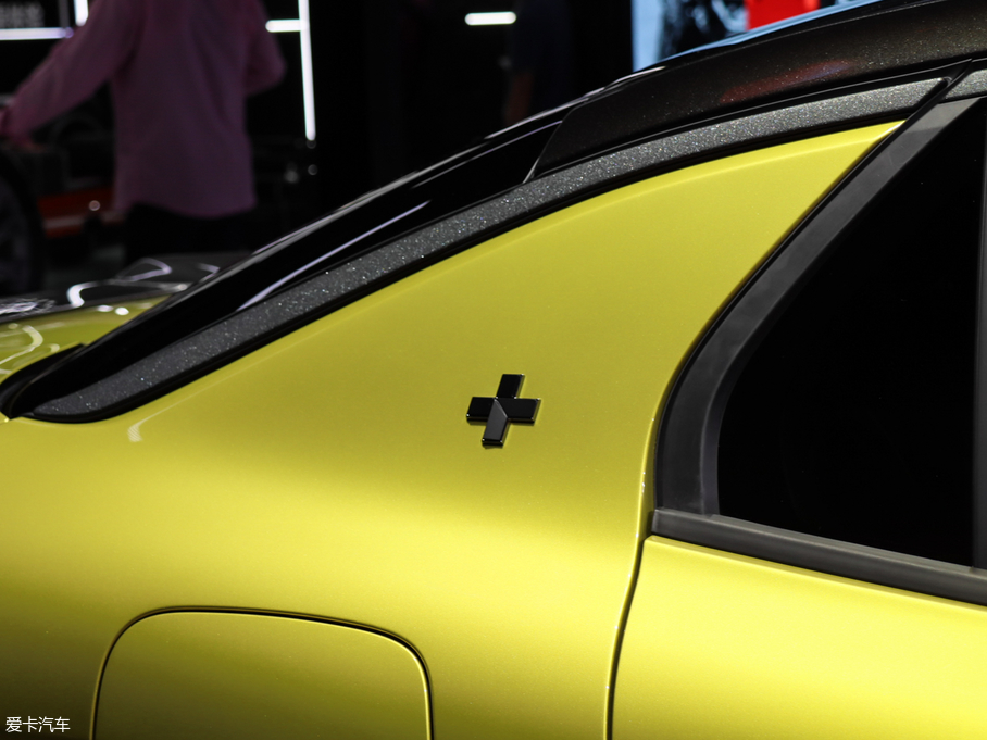 2019I03 03+ 2.0TD Ԅb