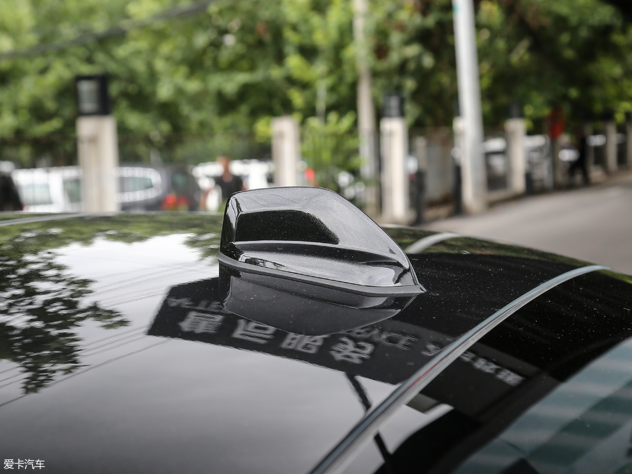 2019I03 03+ 2.0TD Ԅb