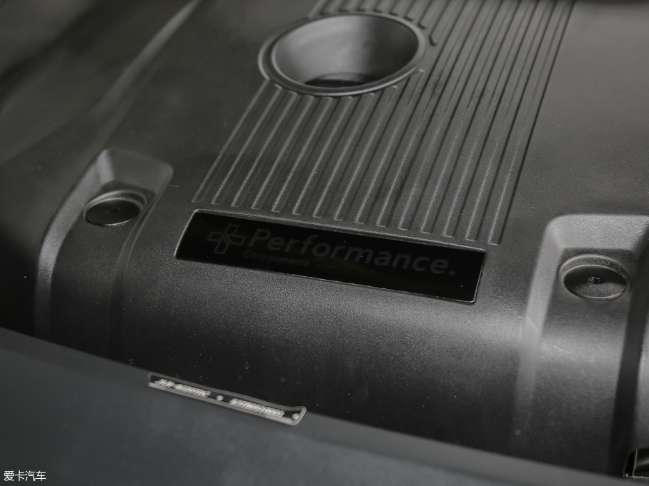 2019I03 03+ 2.0TD Ԅb