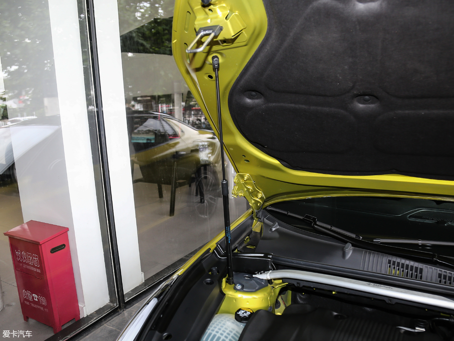 2019I(lng)03 03+ 2.0TD Ԅb