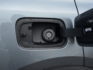 20202.0T 򌼃Pro VI ^