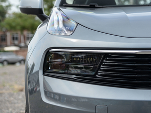 20202.0T 򌼃Pro VI ^