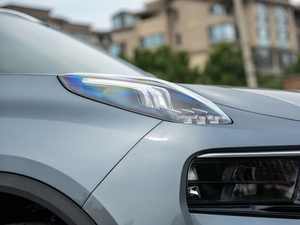 20202.0T 򌼃Pro VI ^