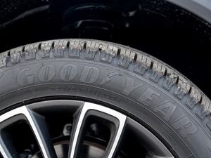 20202.0T 򌼃Pro VI ݆̥Ʒ