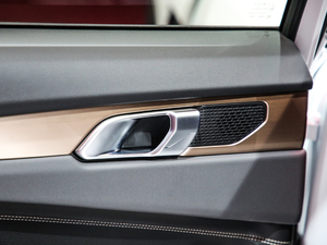 20202.0T 򌼃Pro VI g