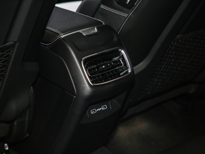 20202.0T 򌼃Pro VI g