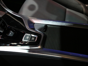 20202.0T 򌼃Pro VI п؅^