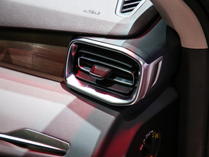 20202.0T 򌼃Pro VI п؅^