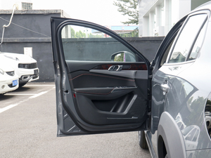 2020款1.5T DCT两驱劲版 驾驶位车门