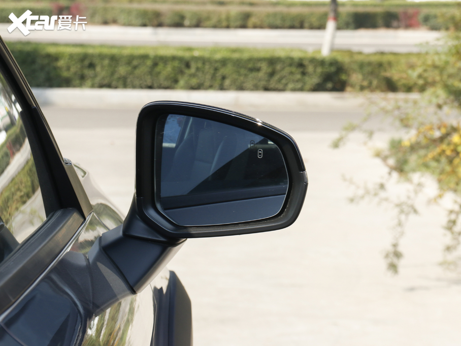 2021I02 ܊ 2.0T ԄӃҫ