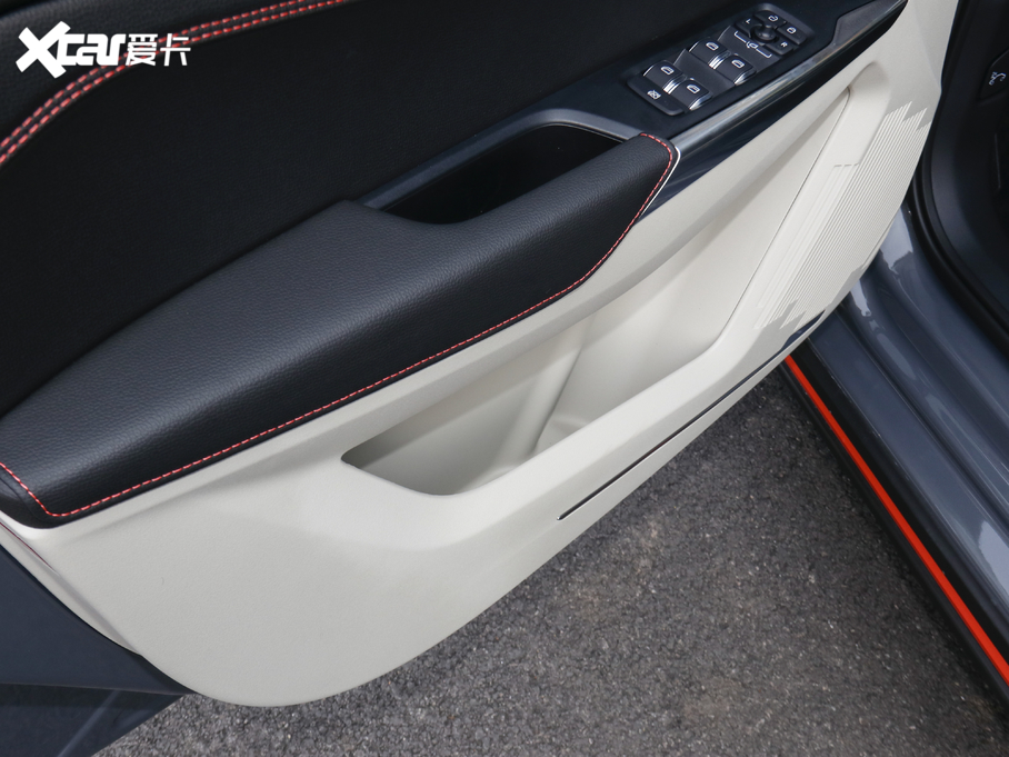 2021I02 ܊ 2.0T ԄӃҫ