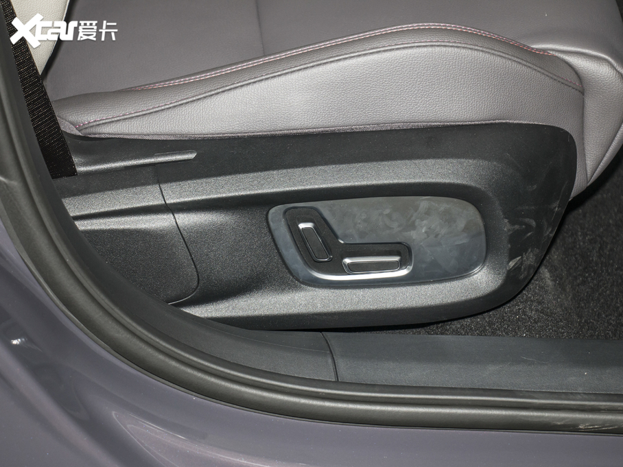 2021I(lng)02 ܊ 1.5T DCT(q)ҫ