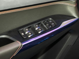 2021܊ 2.0T ԄӃҫ п؅^