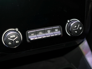 2021܊ 2.0T ԄӃҫ п؅^