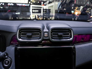 2021܊ 2.0T ԄӃҫ п؅^