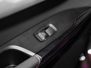 2021܊ 2.0T ԄӃҫ п؅^