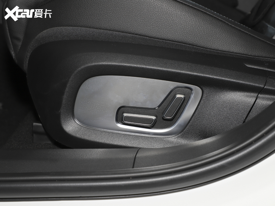 2021I(lng)03 2.0TD Ԅ(dng)Plus