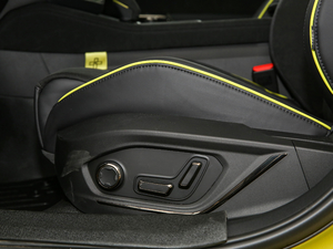 202103+ 2.0TD Ԅb {{