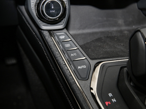 20212.0TD (q)Halo {(dio){(dio)(ji)