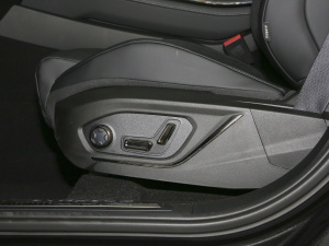 20211.5TD PHEV Halo {{