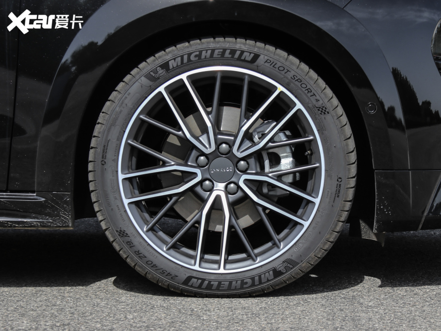 2021I02 Hatchback 2.0TD Halo