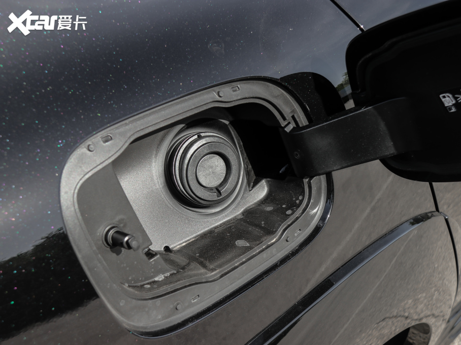 2021I(lng)02 Hatchback 2.0TD Halo