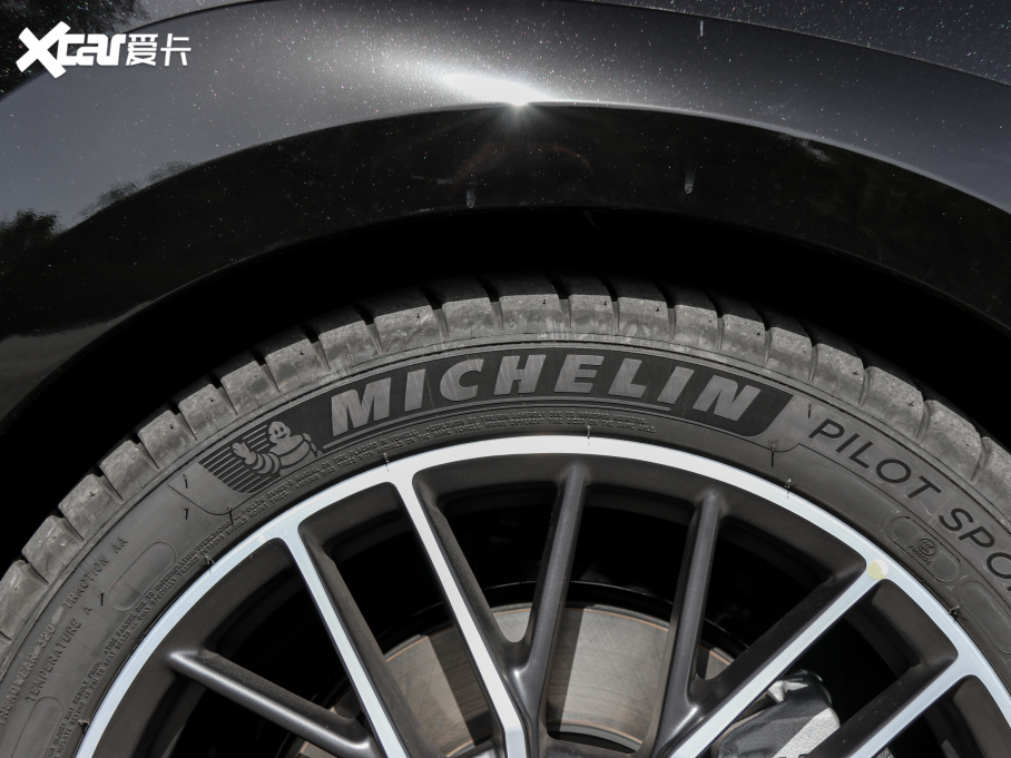 2021I02 Hatchback 2.0TD Halo