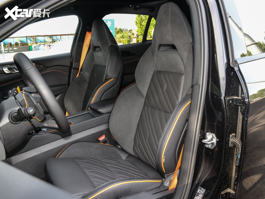 2021I02 Hatchback 2.0TD Halo