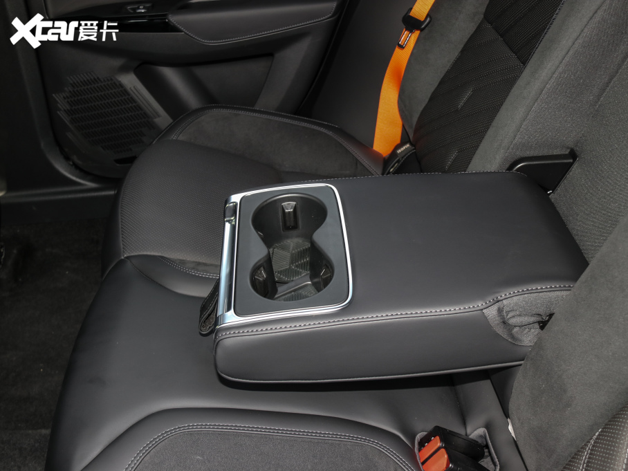 2021I(lng)02 Hatchback 2.0TD Halo