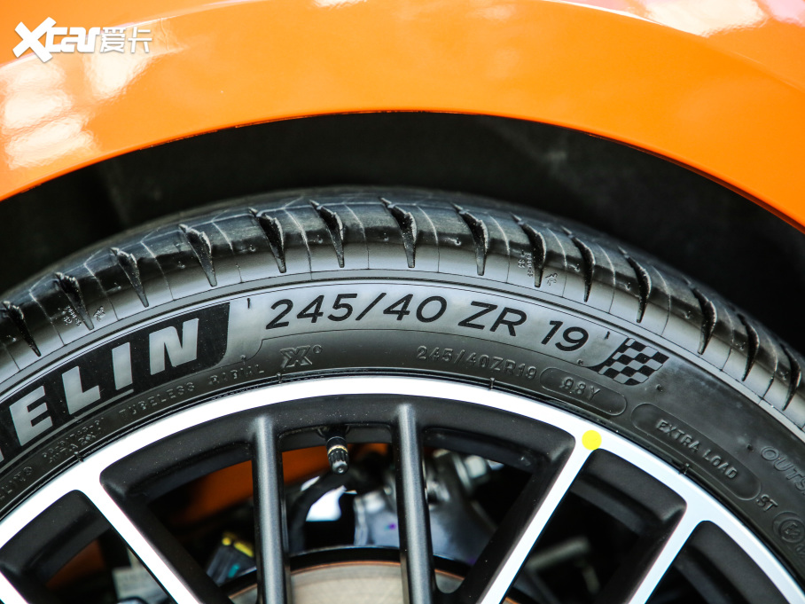 2021I(lng)02 Hatchback 2.0TD Halo {׼