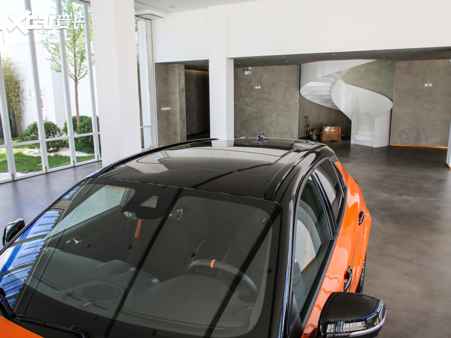 2021I02 Hatchback 2.0TD Halo {׼