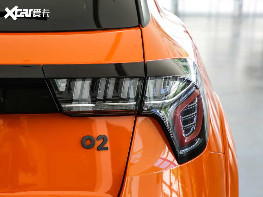 2021I02 Hatchback 2.0TD Halo {׼