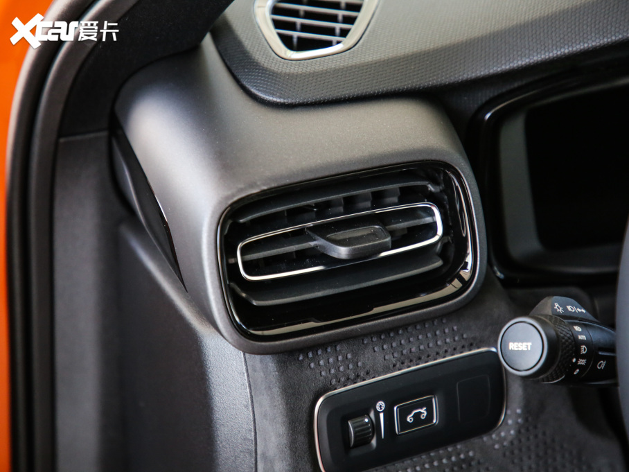 2021I02 Hatchback 2.0TD Halo {׼