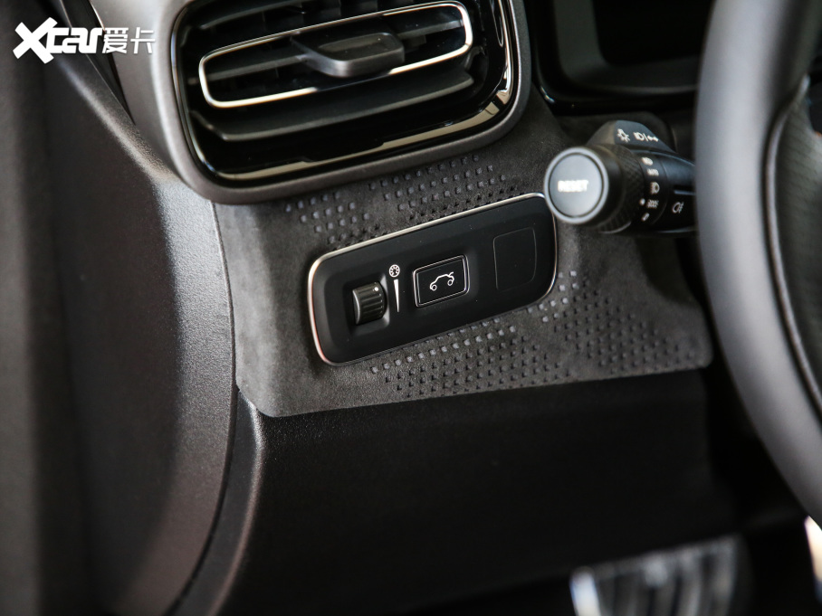 2021I02 Hatchback 2.0TD Halo {׼