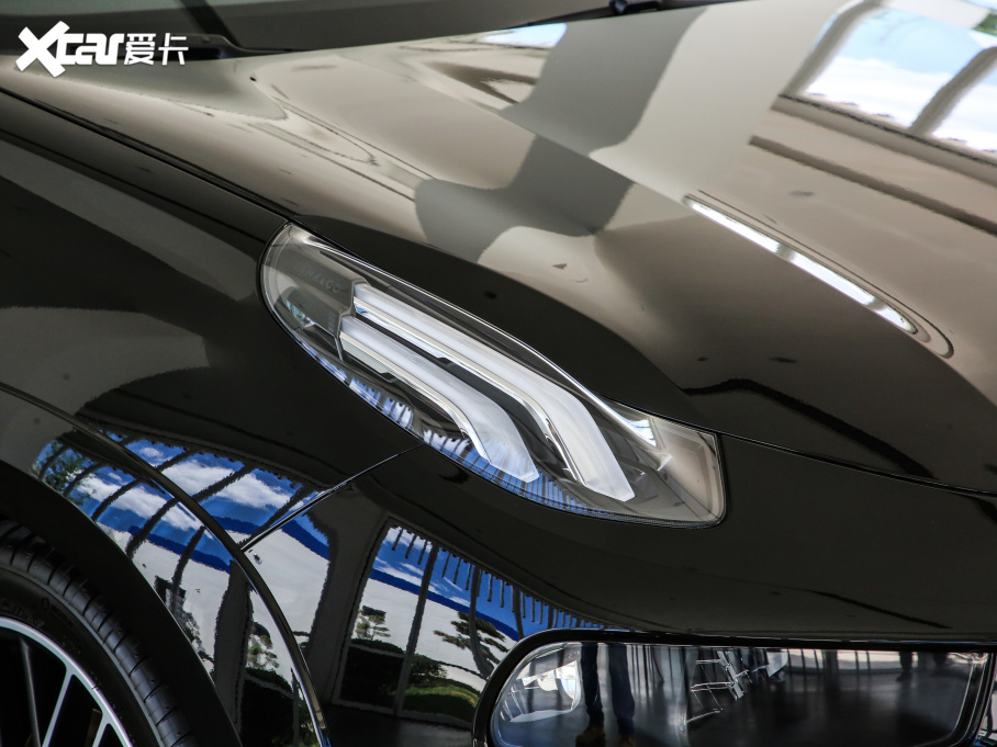 2021I02 Hatchback 2.0TD Halo {׼