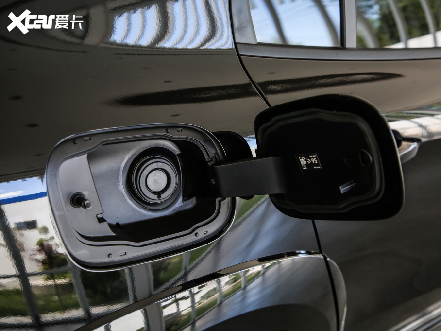 2021I02 Hatchback 2.0TD Halo {׼