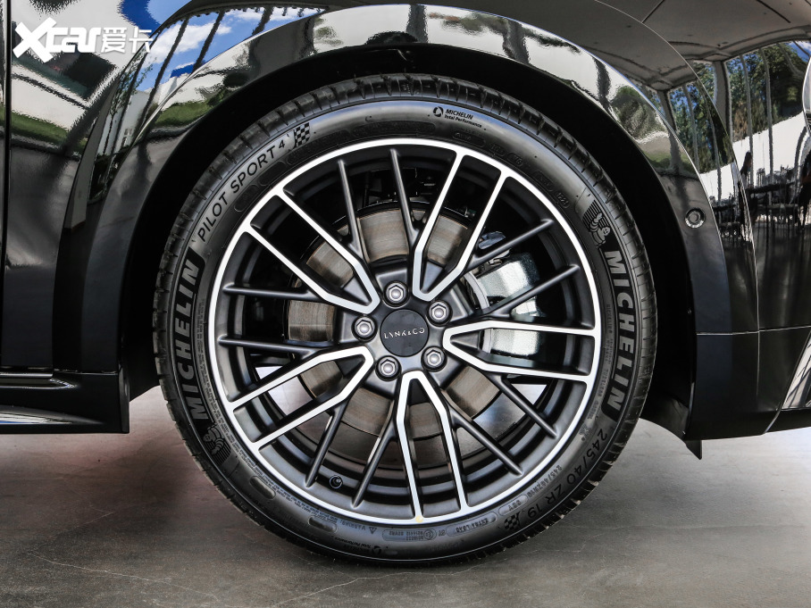 2021I02 Hatchback 2.0TD Halo {׼